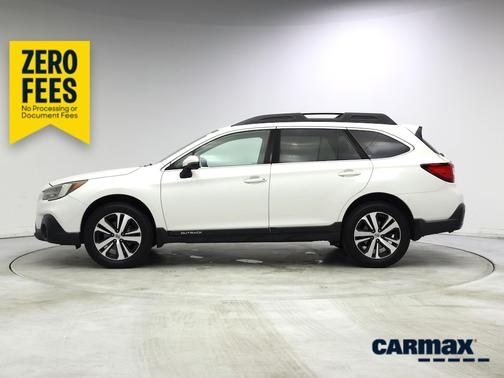 White 2019 Subaru Outback 3.6R Limited
