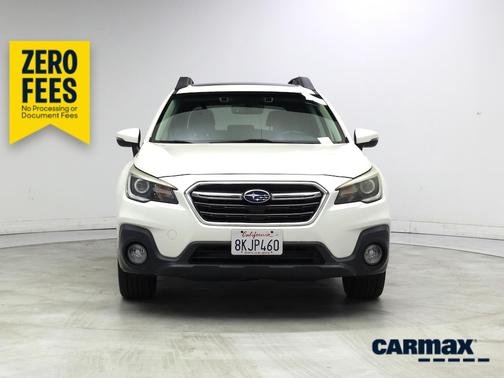 White 2019 Subaru Outback 3.6R Limited