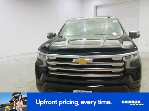 Black 2022 Chevrolet Silverado 1500 High Country