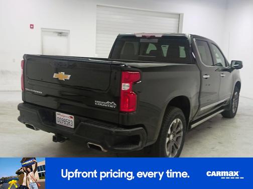 Black 2022 Chevrolet Silverado 1500 High Country