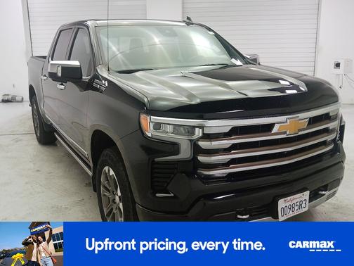 Black 2022 Chevrolet Silverado 1500 High Country