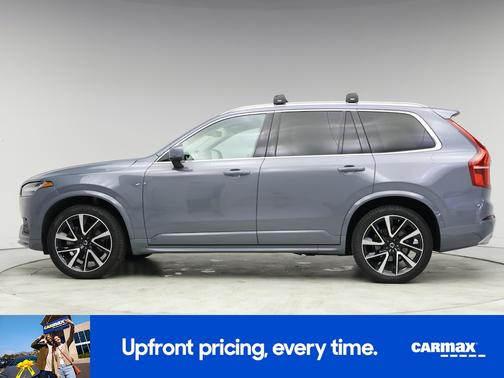 2020 Volvo XC90 T6 Momentum