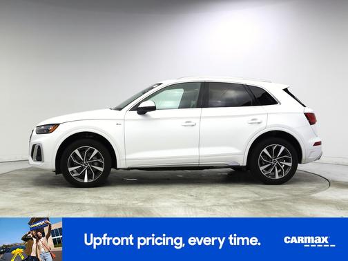 White 2024 Audi Q5 S-Line Premium Plus