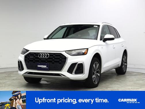 White 2024 Audi Q5 S-Line Premium Plus