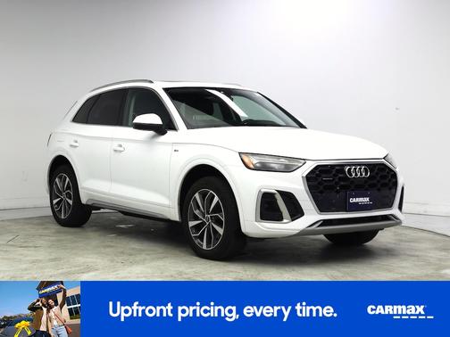 White 2024 Audi Q5 S-Line Premium Plus