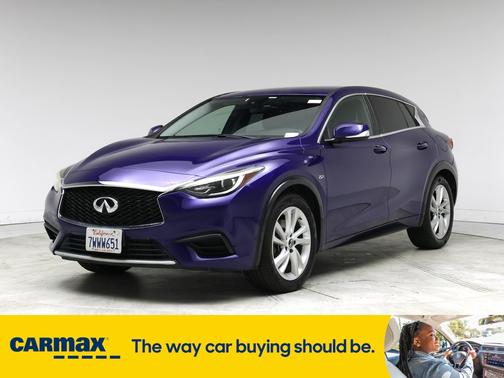 2017 INFINITI QX30 Sport
