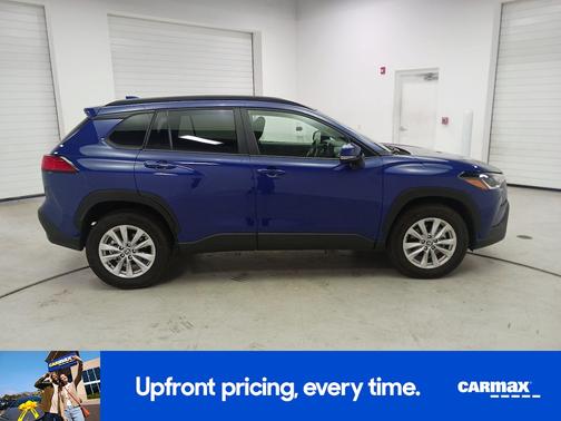 2024 Toyota Corolla Cross LE