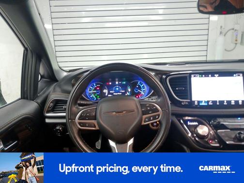 2022 Chrysler Pacifica Hybrid Pinnacle