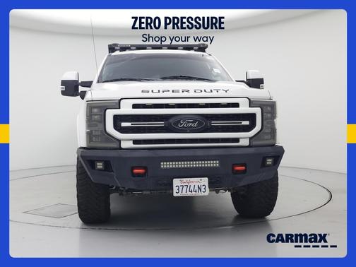 White 2019 Ford F-250 XLT