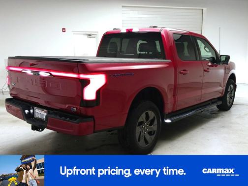 2022 Ford F-150 Lightning Lariat