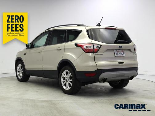 Gold 2018 Ford Escape SEL