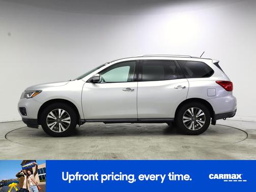 Silver 2017 Nissan Pathfinder SV