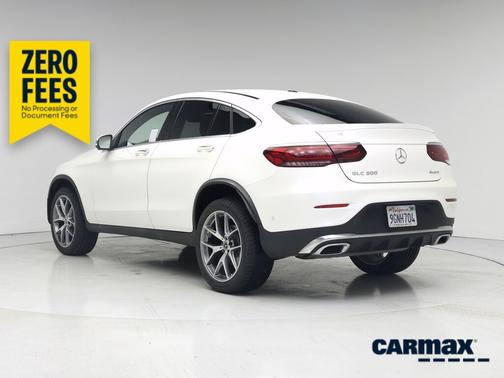 White 2023 Mercedes-Benz GLC 300