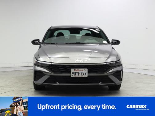 Silver 2025 Hyundai ELANTRA SEL Sport