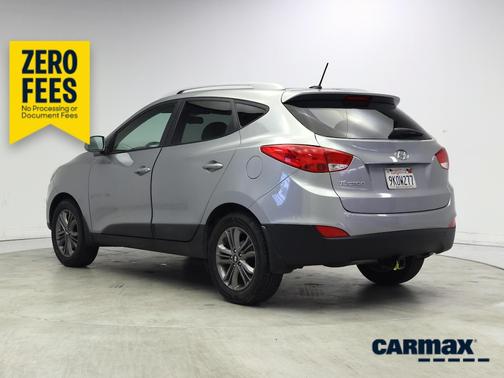 Gray 2015 Hyundai TUCSON SE