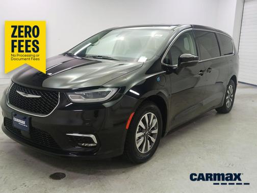 Black 2023 Chrysler Pacifica Hybrid Touring L