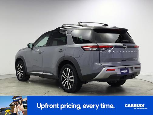 Gray 2023 Nissan Pathfinder Platinum