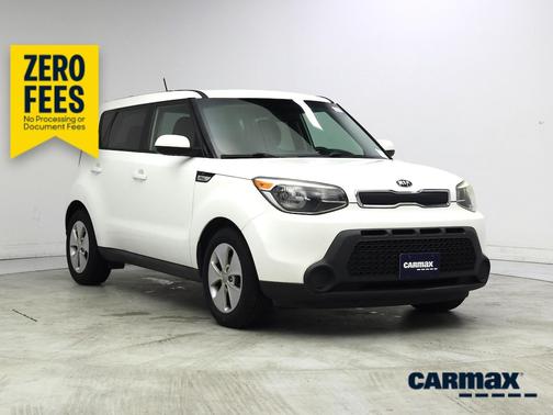White 2016 Kia Soul
