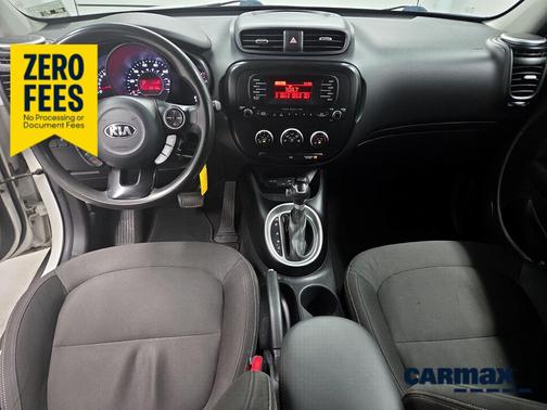 White 2016 Kia Soul
