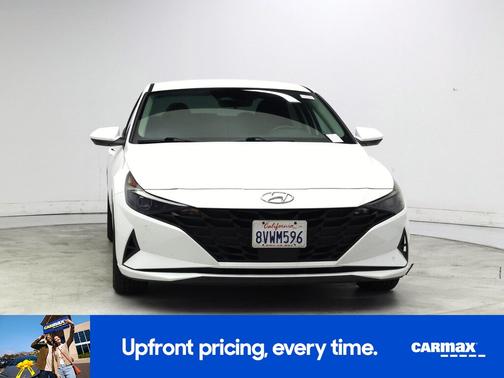 White 2021 Hyundai ELANTRA SEL