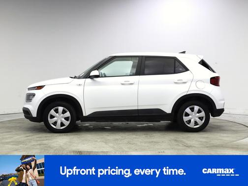 2020 Hyundai VENUE SE