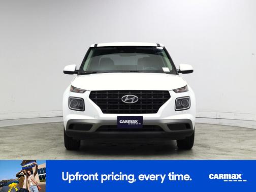 2020 Hyundai VENUE SE