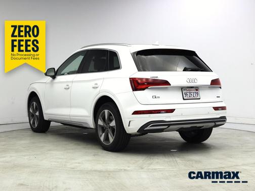 White 2023 Audi Q5 Premium