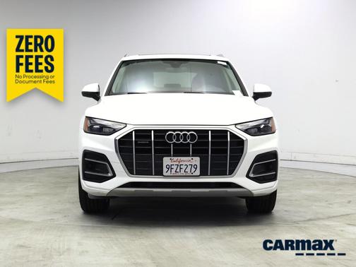 White 2023 Audi Q5 Premium