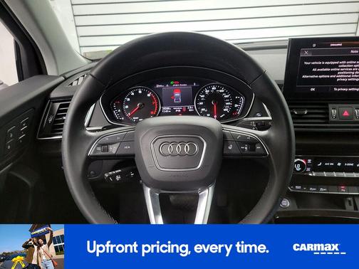 White 2023 Audi Q5 Premium