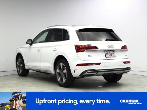 White 2023 Audi Q5 Premium
