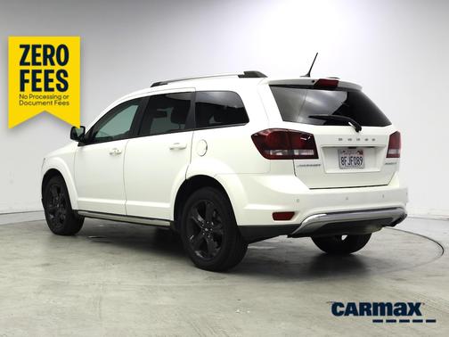 White 2018 Dodge Journey Crossroad