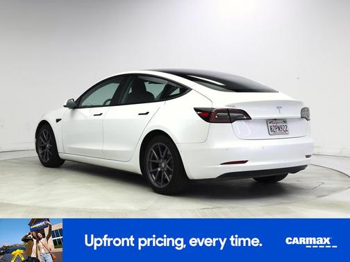 White 2022 Tesla Model 3