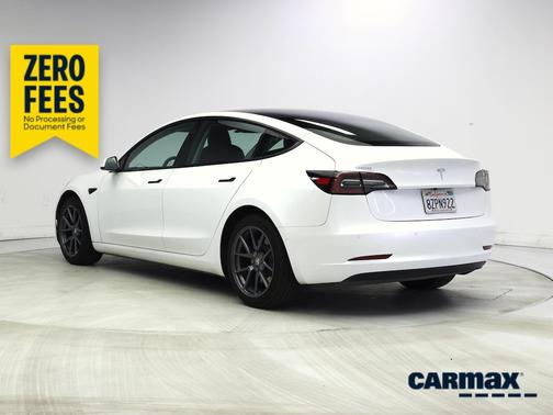 White 2022 Tesla Model 3