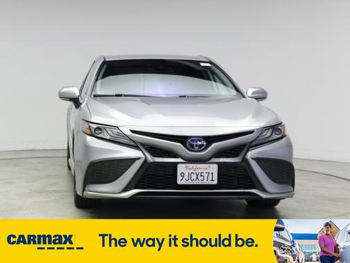 2021 Toyota Camry Hybrid XSE