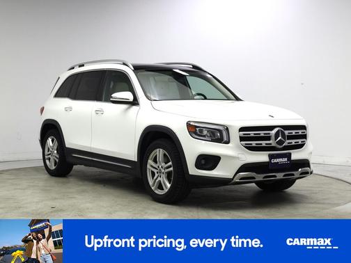 White 2021 Mercedes-Benz GLB 250