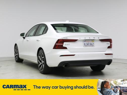 2019 Volvo S60 T5 Momentum