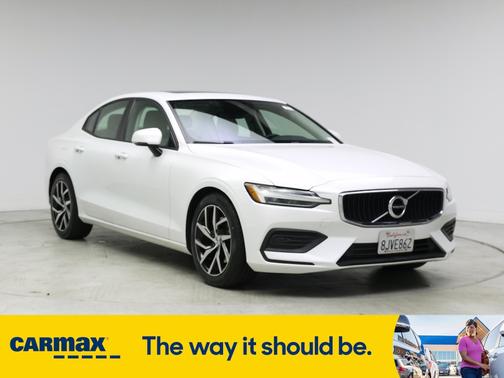 2019 Volvo S60 T5 Momentum