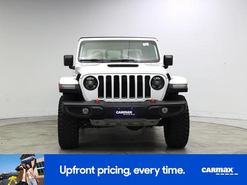 White 2023 Jeep Gladiator Mojave