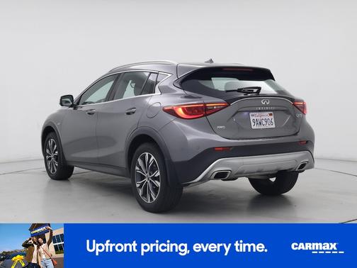 2018 INFINITI QX30 Essential