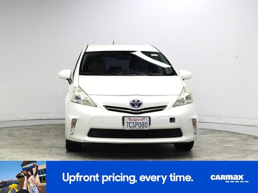 Pearl 2014 Toyota Prius v Three