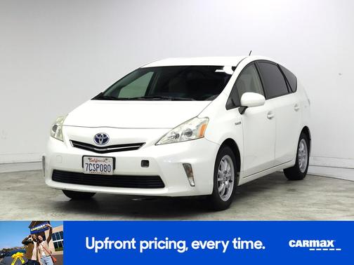 Pearl 2014 Toyota Prius v Three