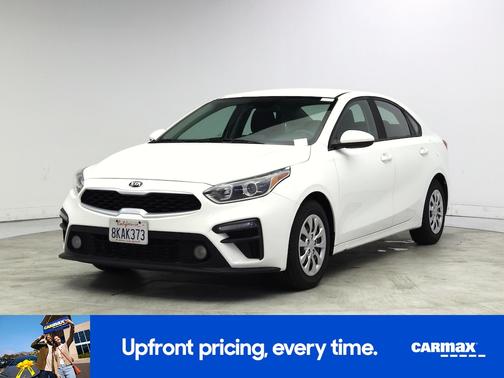 White 2019 Kia Forte FE
