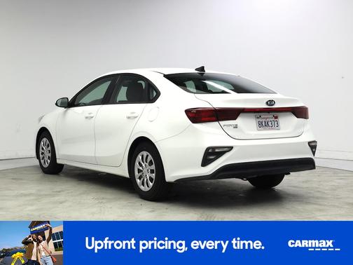 White 2019 Kia Forte FE