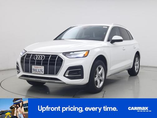 White 2023 Audi Q5 Premium