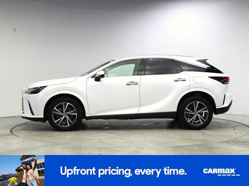 White 2023 Lexus RX 350