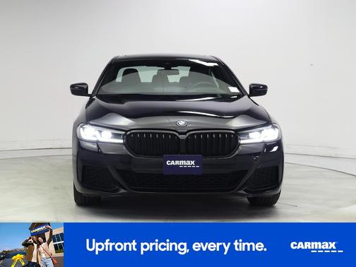 Black 2022 BMW 530e