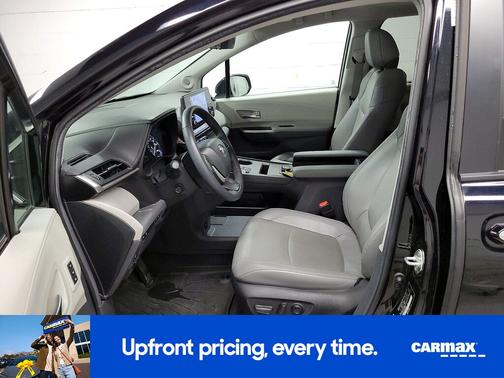 Black 2024 Toyota Sienna Limited