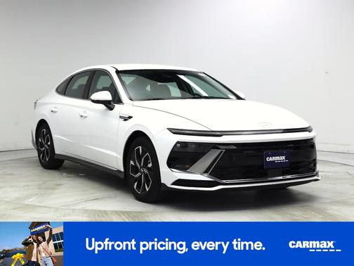 White 2024 Hyundai SONATA SEL