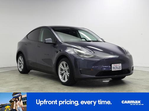 Gray 2023 Tesla Model Y Long Range