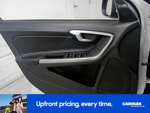 2016 Volvo V60 T5 Premier